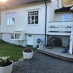 雷讷龙墅度假屋 度假居 雷讷