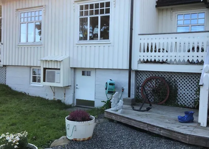 Dragon Feriehus Reine